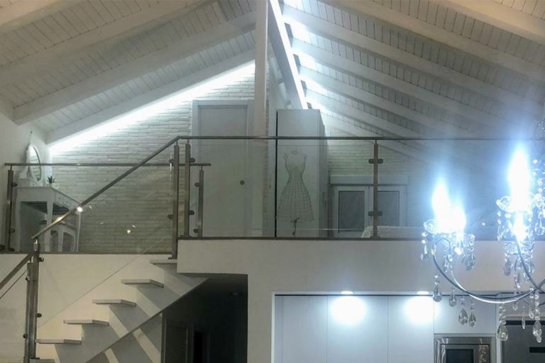 Plaqueta Manual Blanca Marfil Arenosa